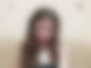 Live cam show with KassieWheatcroft - Brown Hair on WildCum