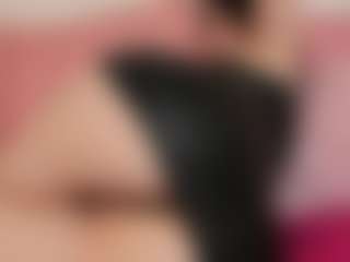 Live cam show with konnieRuiz - Striptease Latina on Chatstar | colombia