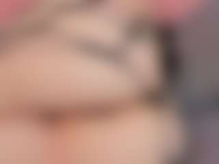Live cam show with konnieRuiz - Blowjob on Camsoda