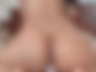 Luna-Rousse's Live Sex Cam Show