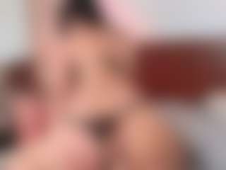 Luna-Rousse's Live Sex Cam Show