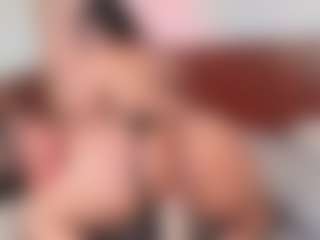 Luna-Rousse's Live Sex Cam Show