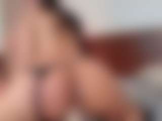 Live cam show with Luna-Rousse - Butt Plug on Camsoda