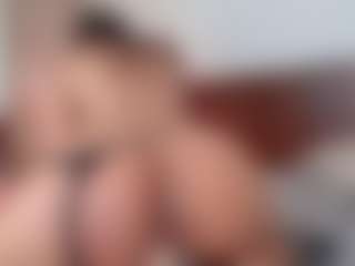 Live cam show with Luna-Rousse - Ass Clapping on Camsoda