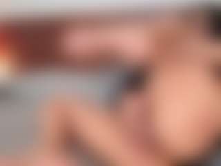 Live cam show with Luna-Rousse - Butt Plug on Camming Site