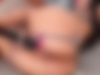 Live cam show with Luna-Rousse - Ass Clapping on Fapmatic.com