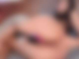 Luna-Rousse's Live Sex Cam Show
