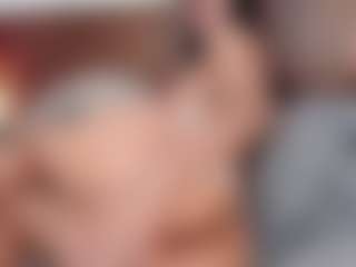 Luna-Rousse's Live Sex Cam Show