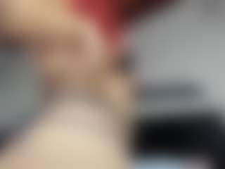 Live cam show with PaulinnaCurvy - Ass To Mouth on TeamSkeetLive