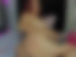 Live cam show with PaulinnaCurvy - Ass To Mouth on Milfs Live