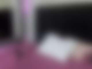 Live cam show with PaulinnaCurvy - Mature on intimatelivegirls.com