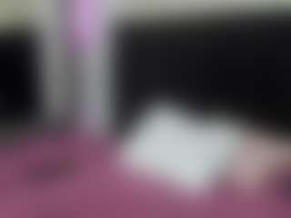 Live cam show with PaulinnaCurvy - Mature on TeamSkeetLive