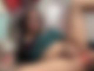 Live cam show with Hiraya - Small Tits on livesuperchat.net