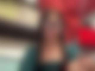 Live cam show with Hiraya - HD on Streamer API