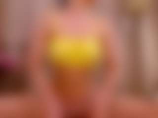 Eva Bates's Live Sex Cam Show