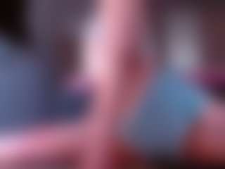 Eva Bates's Live Sex Cam Show