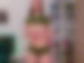 Eva Bates's Live Sex Cam Show