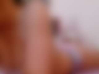 Eva Bates's Live Sex Cam Show