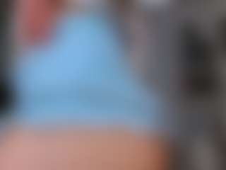 Eva Bates's Live Sex Cam Show