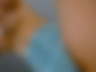 Live cam show with Eva Bates - Cute on madthumbs