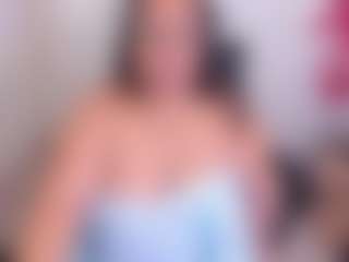 Live cam show with SharaOz01 - Middle Aged on Fit Hotties