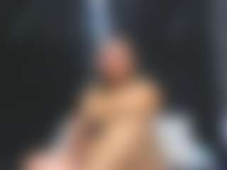 Queen's Live Sex Cam Show