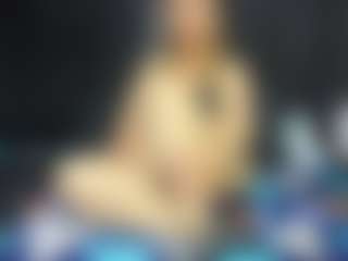 Queen's Live Sex Cam Show
