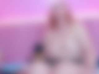 Queen's Live Sex Cam Show
