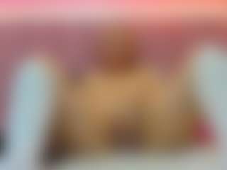 Queen's Live Sex Cam Show