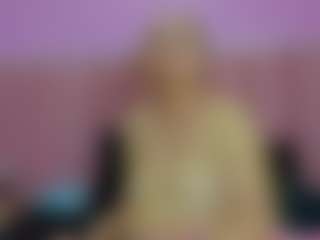 Queen's Live Sex Cam Show