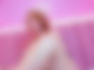 Live cam show with Queen - White on CamSodaAdn | colombia