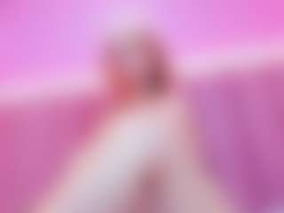 Live cam show with Queen - Blonde Hair on CamSodaAdn