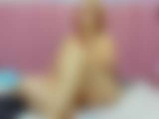 Queen's Live Sex Cam Show