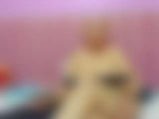 Queen's Live Sex Cam Show