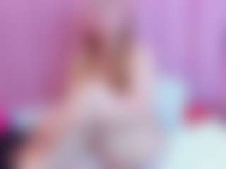 Queen's Live Sex Cam Show