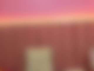 Live cam show with Queen - Small Tits on xxxlivecams.org