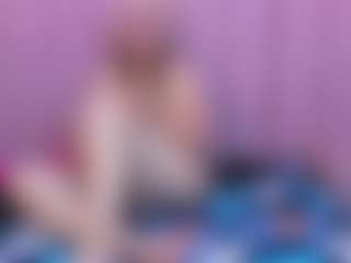 Queen's Live Sex Cam Show