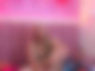 Queen's Live Sex Cam Show