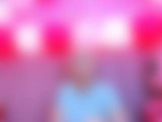 Live cam show with Queen - White on Camsoda | colombia