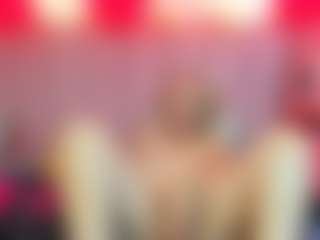 Live cam show with Queen - Big Tits on madthumbs