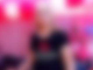 Queen's Live Sex Cam Show