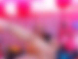 Live cam show with Queen - Blonde Hair on Camsoda