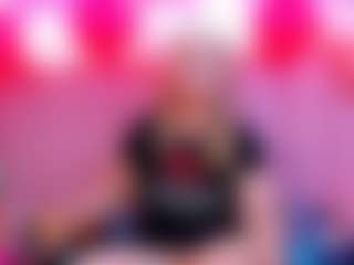 Queen's Live Sex Cam Show