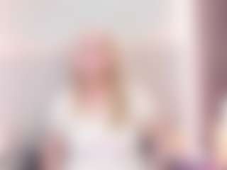 Queen's Live Sex Cam Show