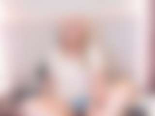 Queen's Live Sex Cam Show