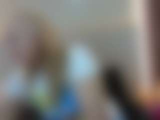 Live cam show with Queen - Blonde Hair on CamSodaAdn