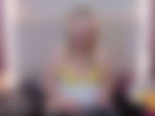 Live cam show with Queen - Small Tits on Free Soda