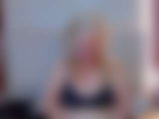 Live cam show with Queen - Spank on CamSextacy