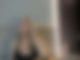 Live cam show with Queen - Small Tits on slutload