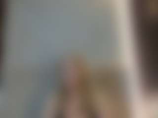 Queen's Live Sex Cam Show